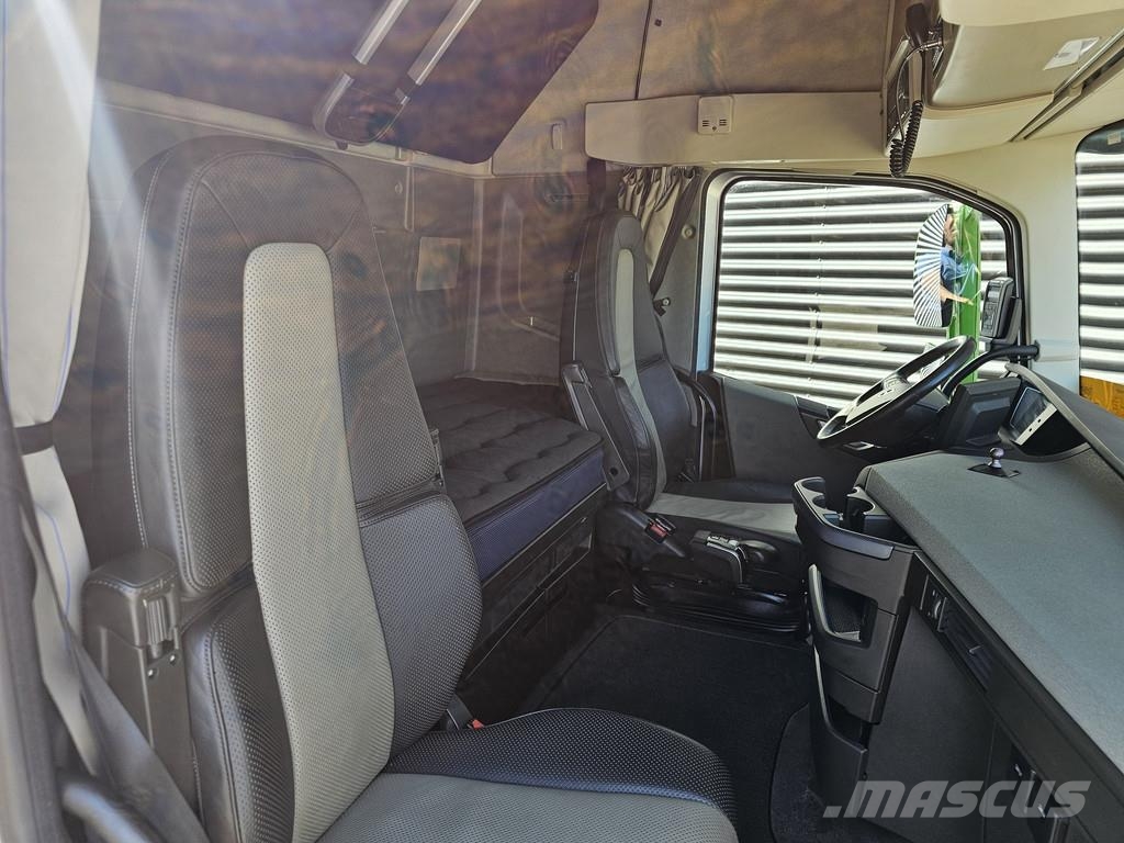 Volvo FH 500 6x2*4 / +TIPPER TRAILER / CRANE Lastbil med kran