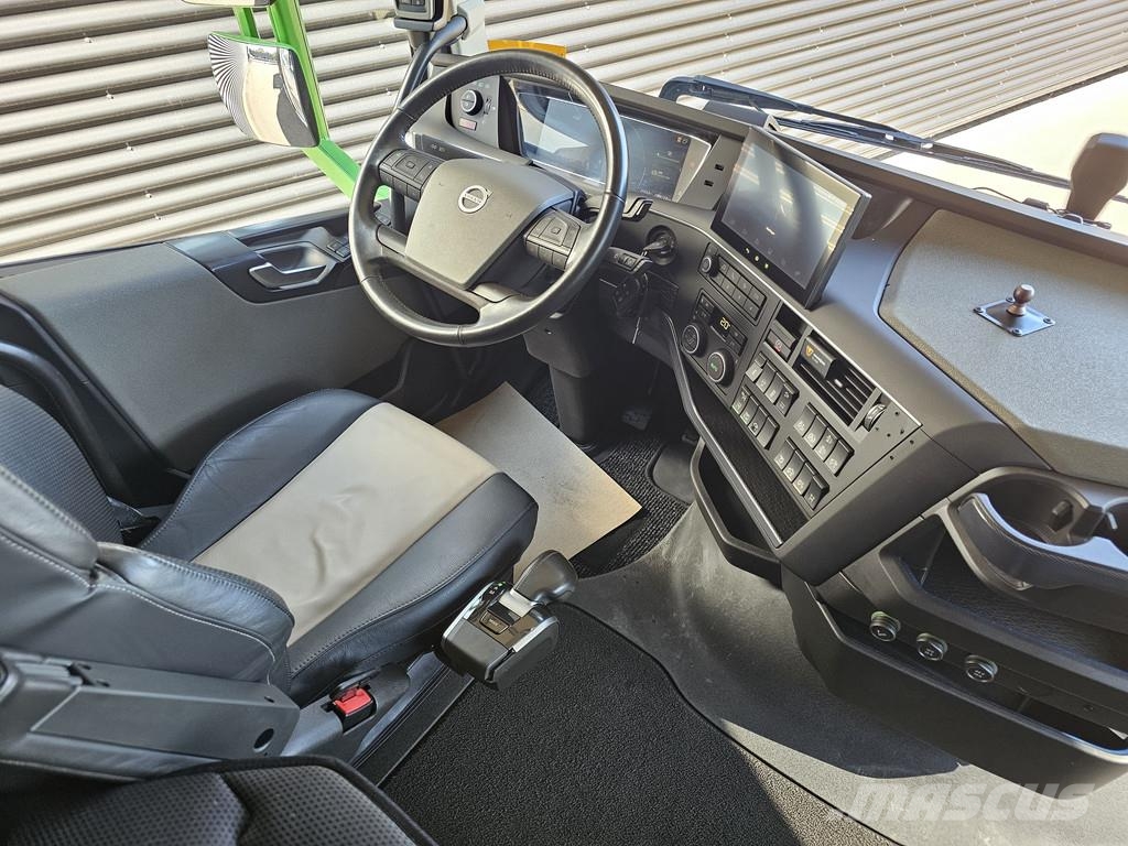 Volvo FH 500 6x2*4 / +TIPPER TRAILER / CRANE Lastbil med kran