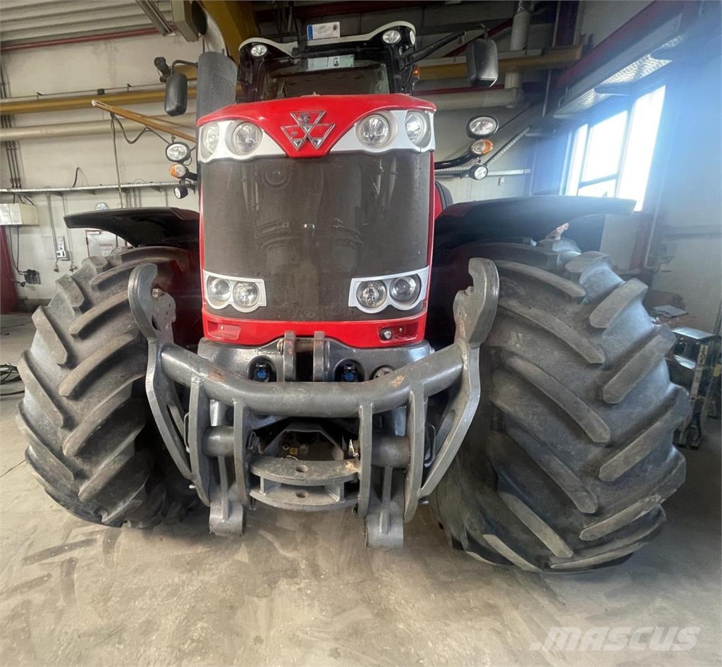 Massey Ferguson 8690 Dyna VT Traktorit
