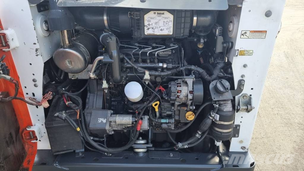 Bobcat S 650 Krautuvai su šoniniu pasukimu