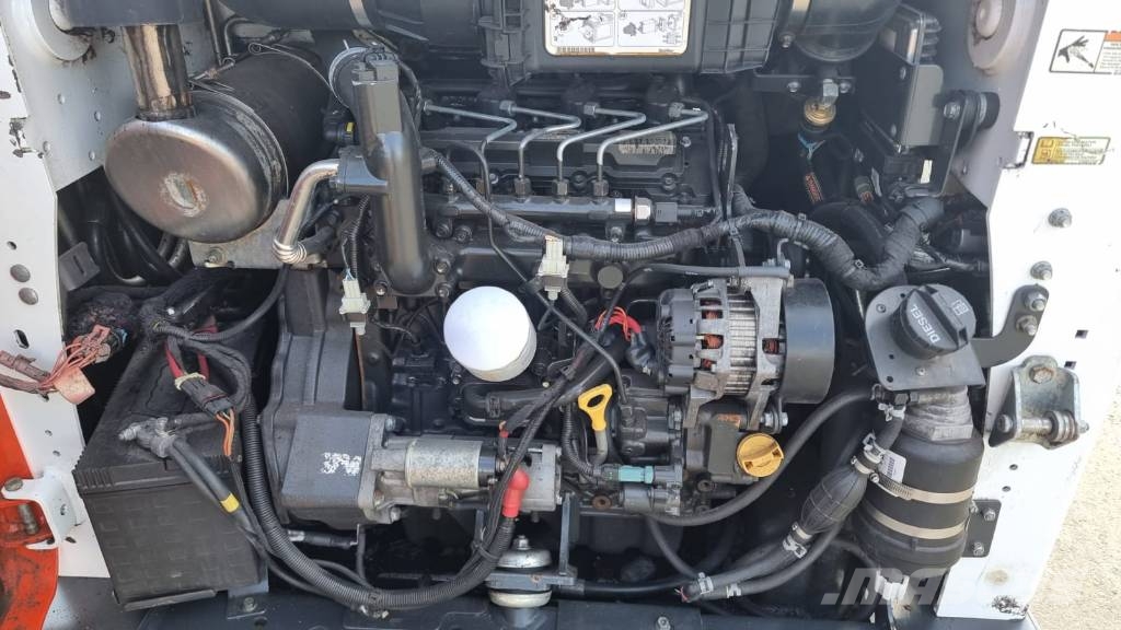 Bobcat S 650 Krautuvai su šoniniu pasukimu