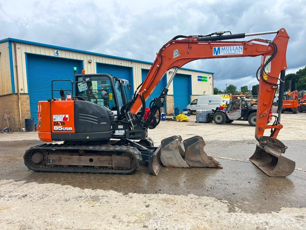 Hitachi ZX85 USBRP-6 حفارات وسط 7 طن - 12 طن