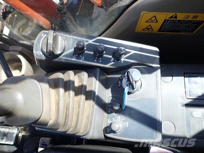 Hitachi ZX70‑3 Εκσκαφείς με ερπύστριες