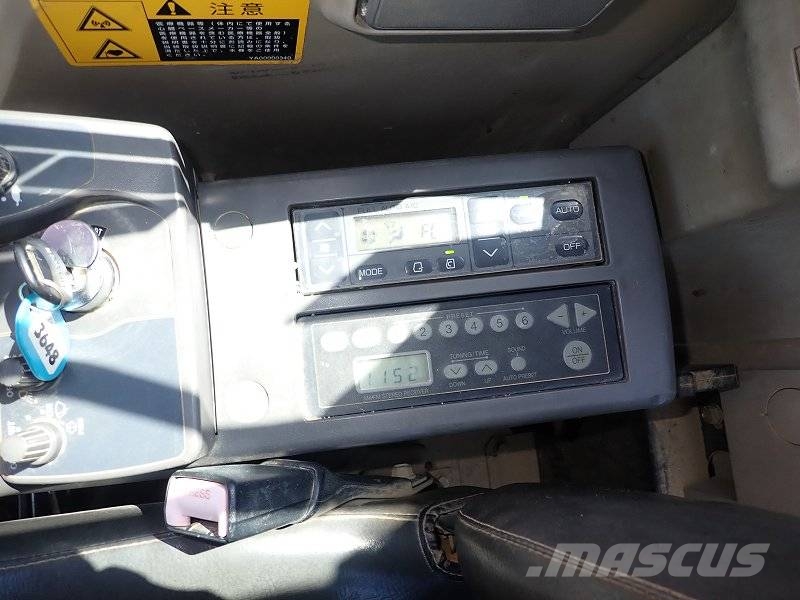 Hitachi ZX70‑3 Εκσκαφείς με ερπύστριες