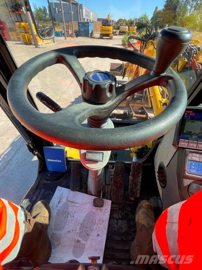 Komatsu PW98MR-11E0 Εκσκαφείς με τροχούς - λάστιχα