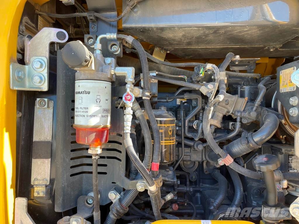 Komatsu PW98MR-11E0 Εκσκαφείς με τροχούς - λάστιχα