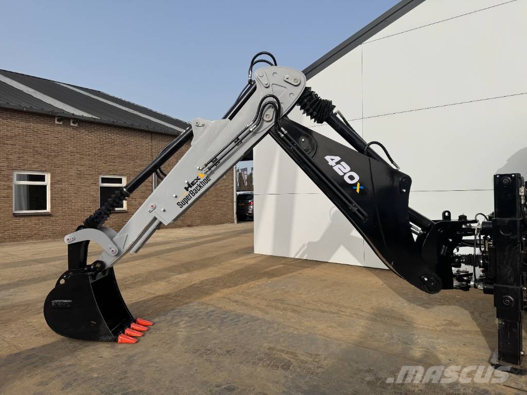HexL 420x 4WD - Telescopic boom - 4/1 Bucket + Forks Baggerlader