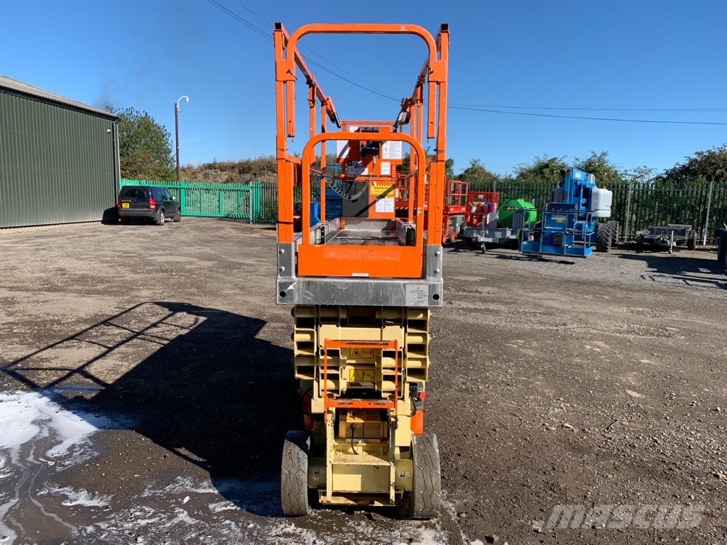 JLG ES2630 剪叉式升降机