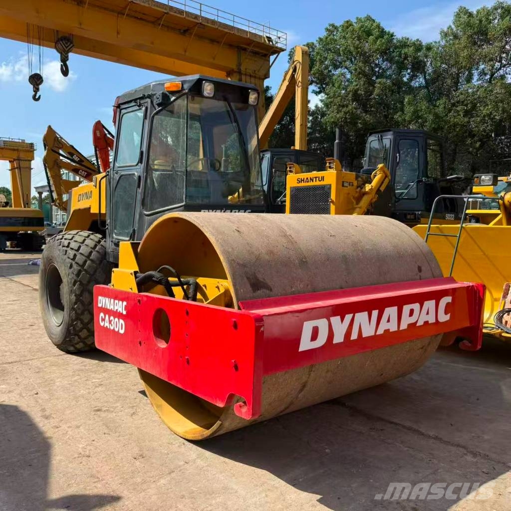 Dynapac CA 30 D Οδοστρωτήρες μονού κυλίνδρου