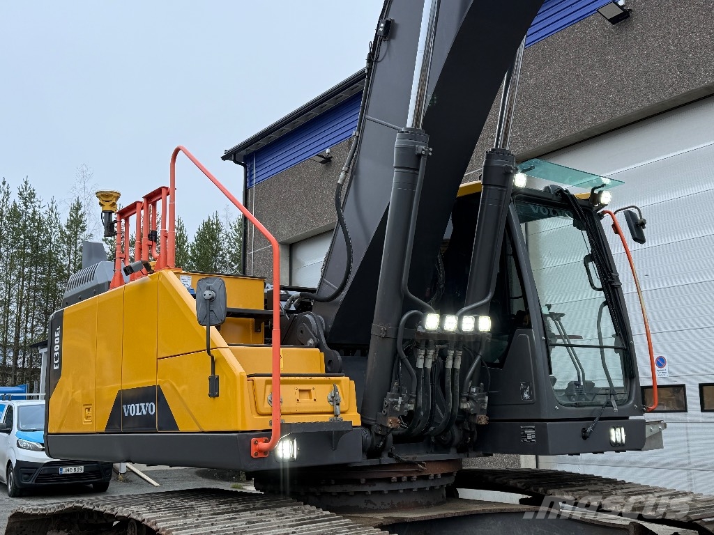 Volvo EC 300 EL Excavadoras de cadenas