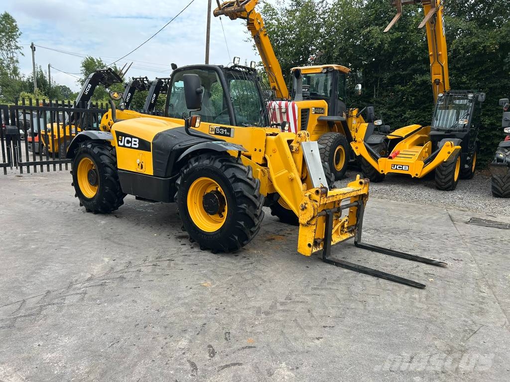 JCB 531-70 مناولات متداخلة