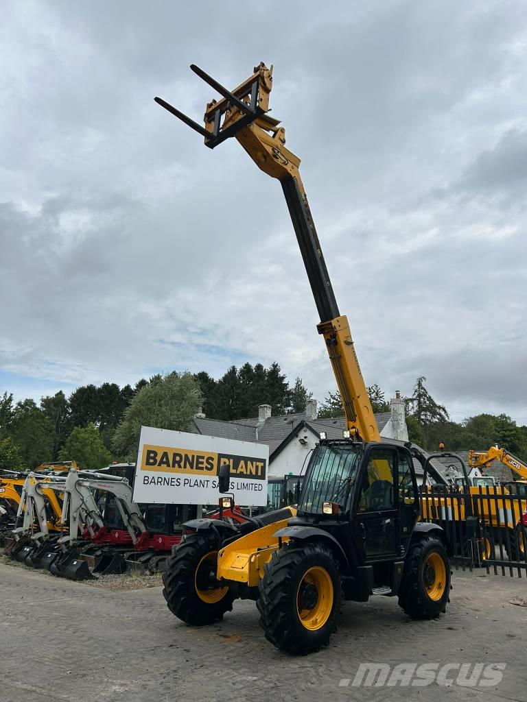 JCB 531-70 مناولات متداخلة