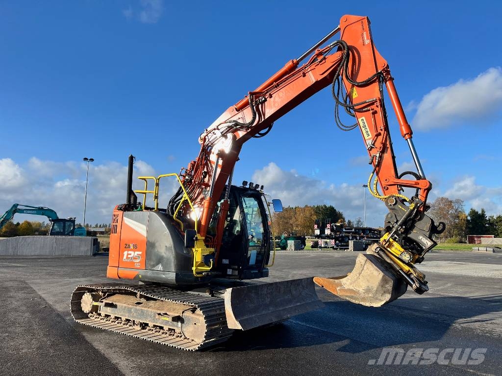 Hitachi ZX 135 US-7 Raupenbagger