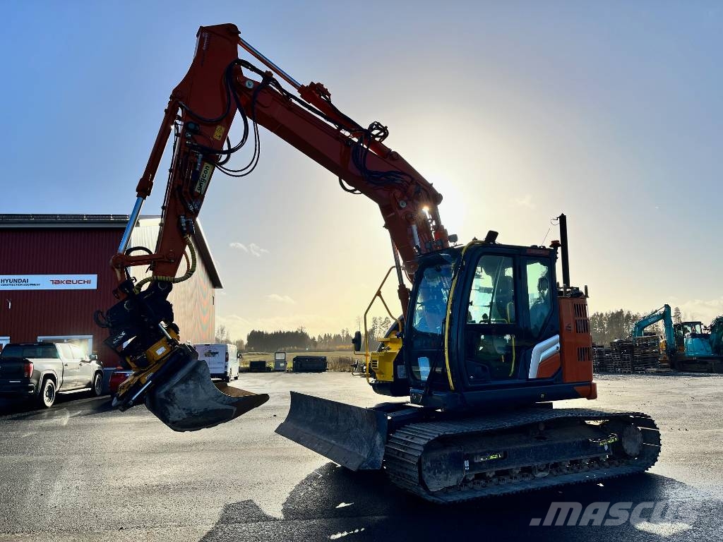 Hitachi ZX 135 US-7 Raupenbagger