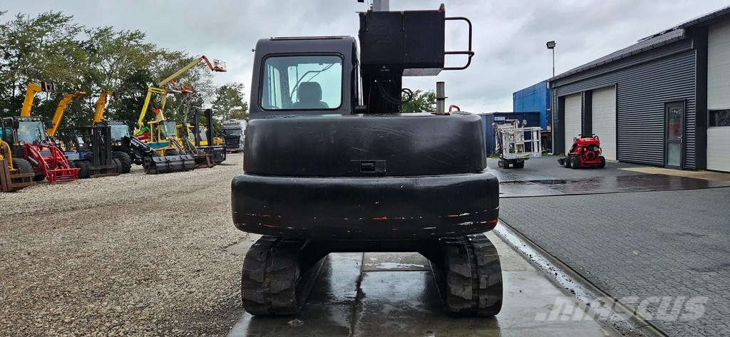 Komatsu LC 605 Dvigala na gosenicah