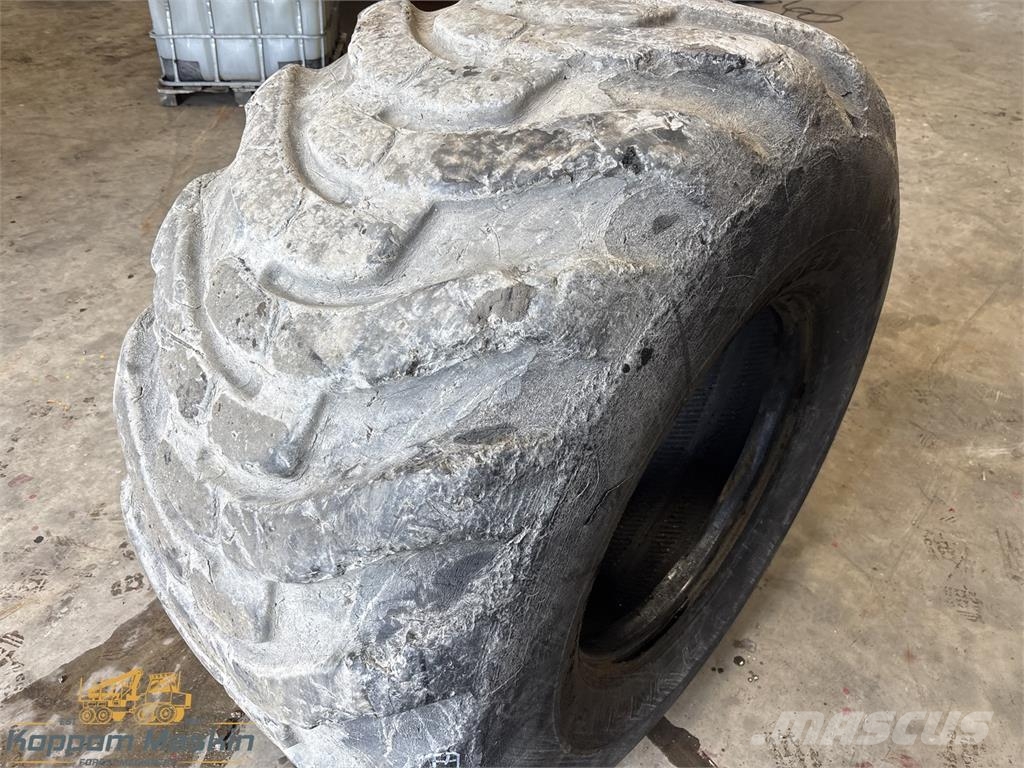 Nokian Fkf 750/55x26,5 Used/Beg Tyres, wheels and rims