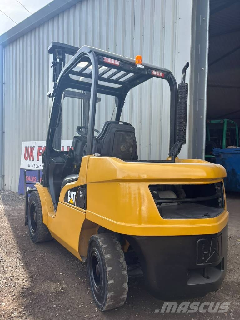 CAT DP 30 N Diesel forklifts