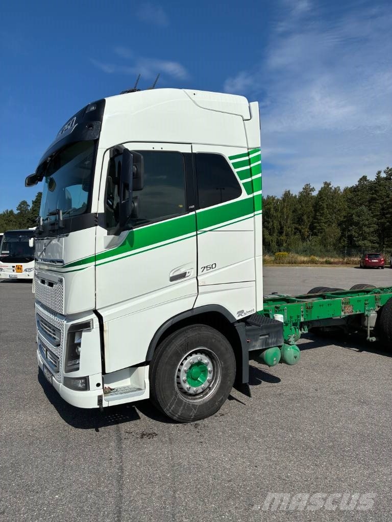 Volvo FH 16 750 FH 16 750 Camiones con chasís y cabina