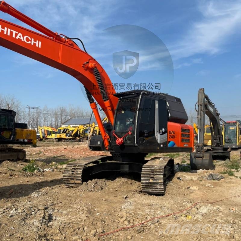 Hitachi ZX 240 Gravemaskiner på larvebånd