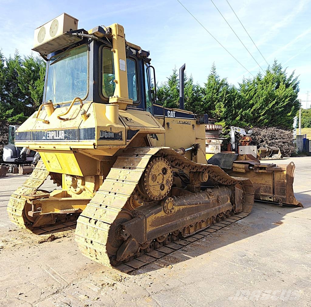 CAT D 6 M LGP Dozers - Tratores rastos