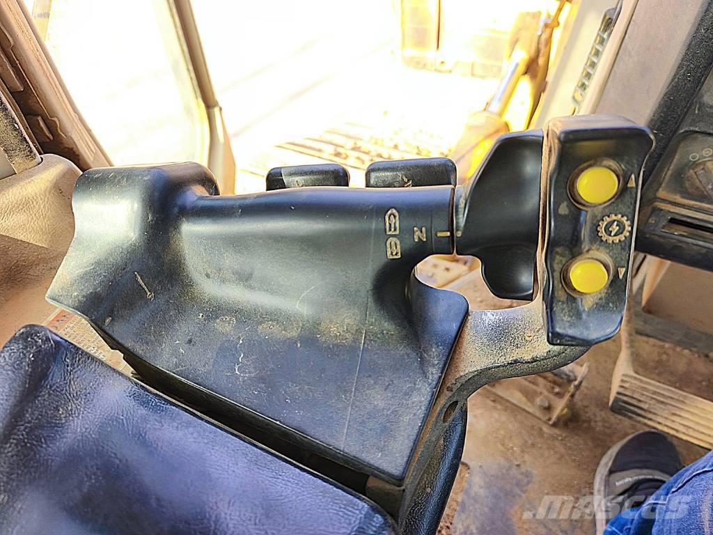 CAT D 6 M LGP Dozers - Tratores rastos