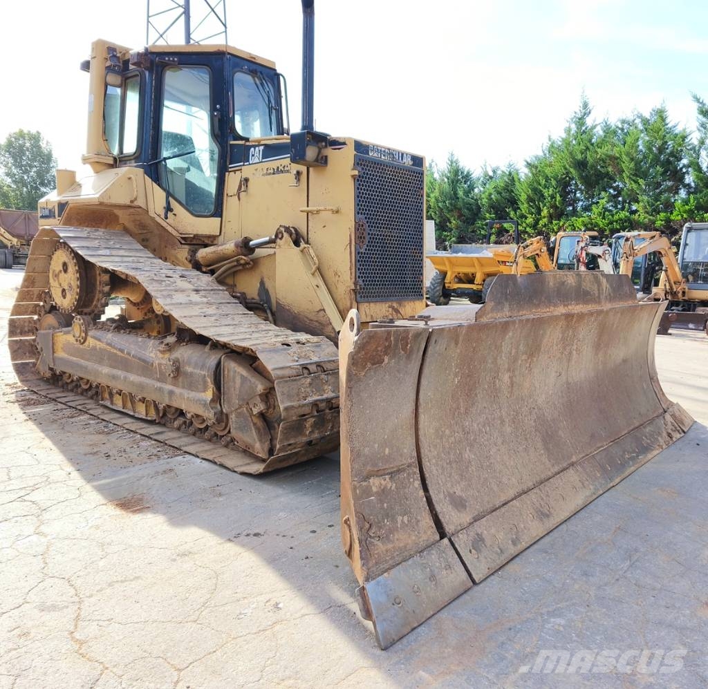 CAT D 6 M LGP Dozers - Tratores rastos