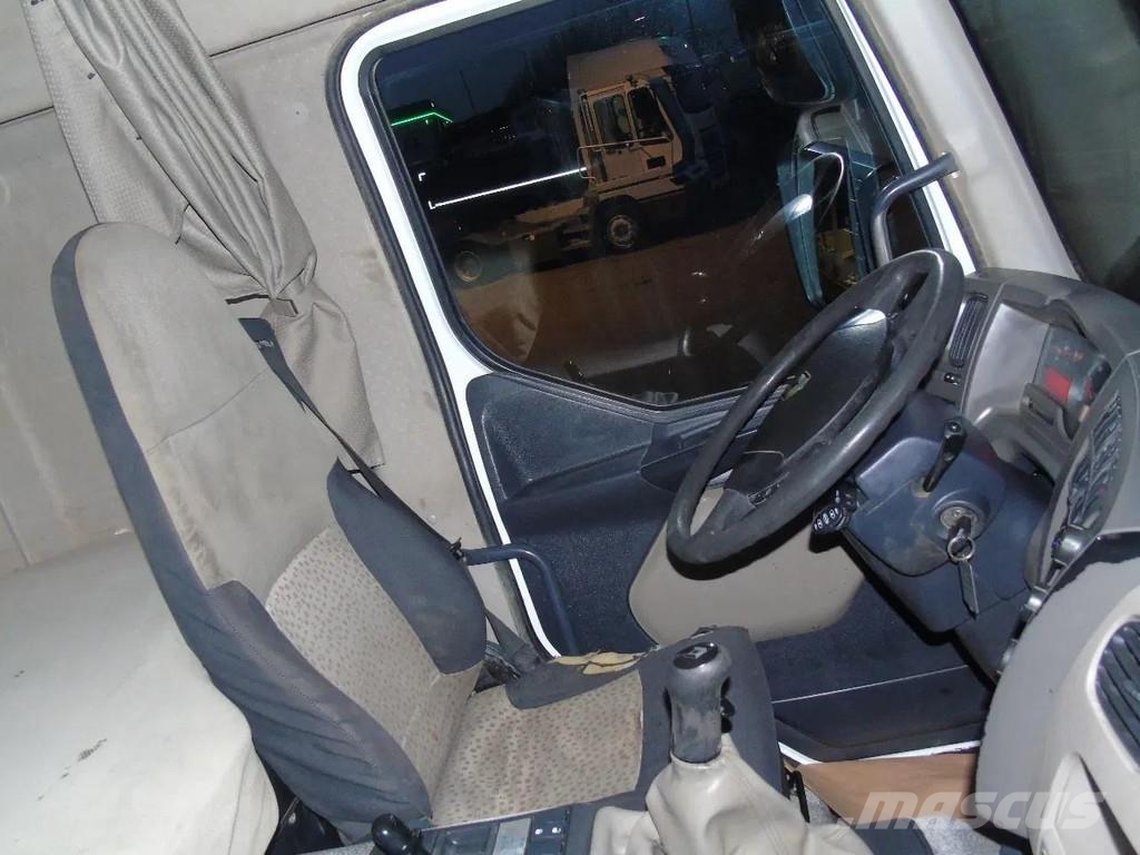 Renault Kerax 410DXI + 8X4 + MANUAL + SPRING شاحنات قلابة