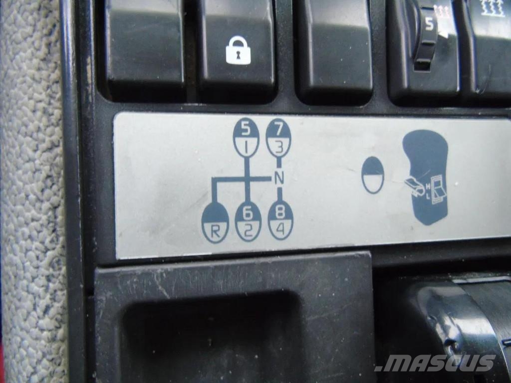 Renault Kerax 410DXI + 8X4 + MANUAL + SPRING شاحنات قلابة