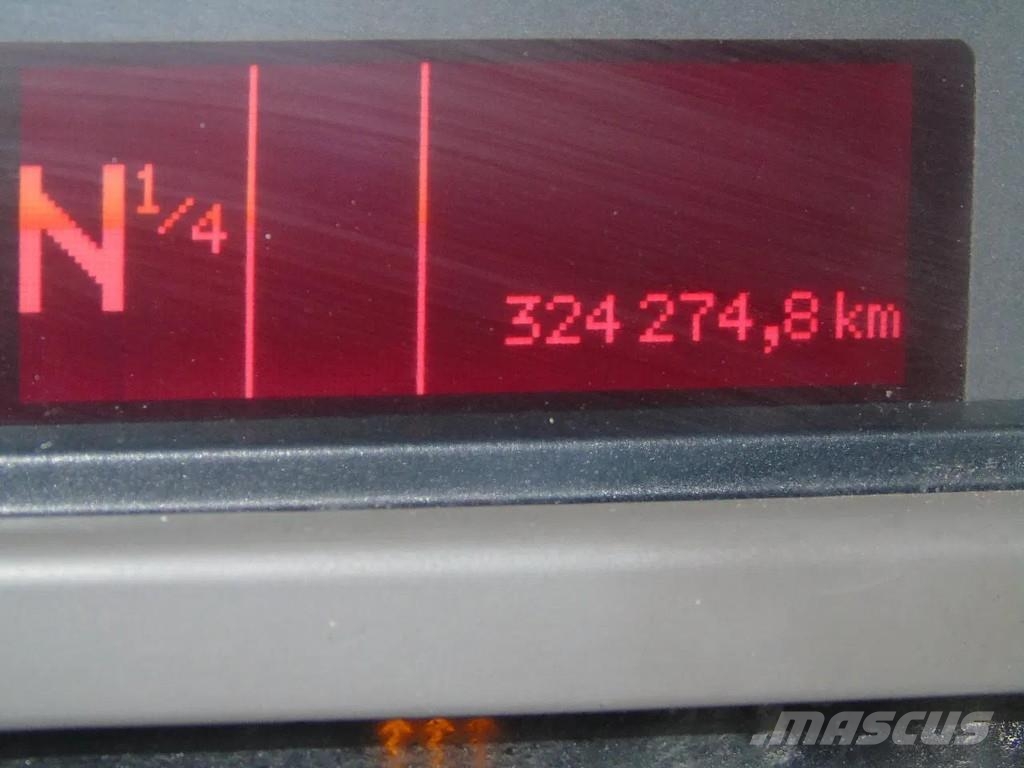 Renault Kerax 410DXI + 8X4 + MANUAL + SPRING شاحنات قلابة