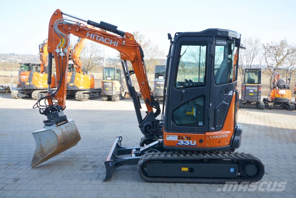 Hitachi ZX 33 U-6 MTC Minikoparki