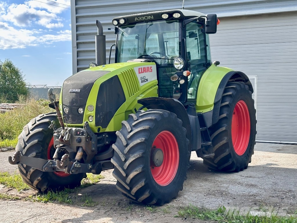 CLAAS Axion 840 Traktori
