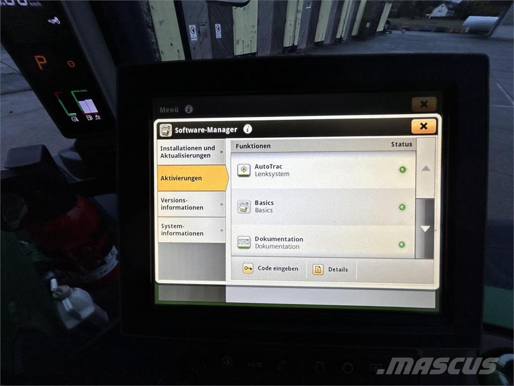 John Deere 8370R E23 الجرارات