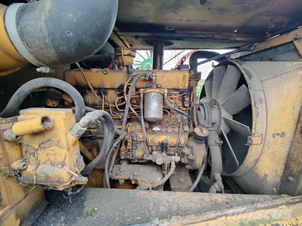 Liebherr LR 621 B Pale cingolate