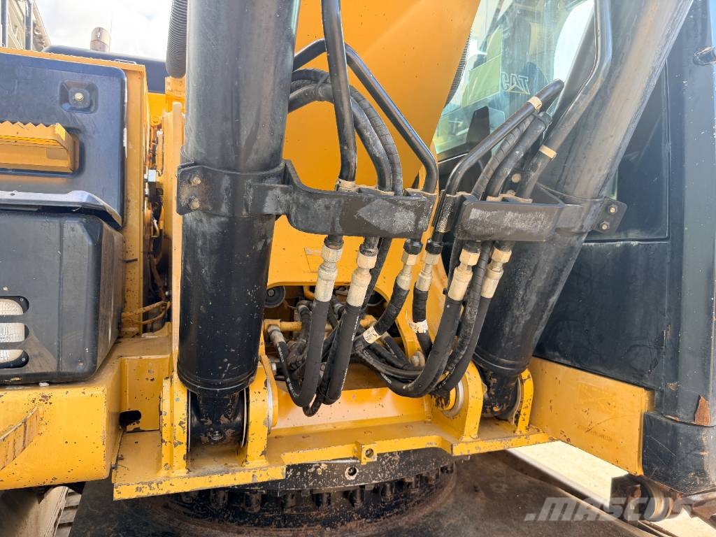 CAT 329E LN Paletli ekskavatörler