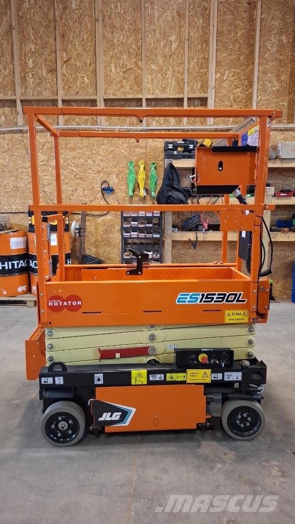 JLG ES 1530 L Scissor lifts