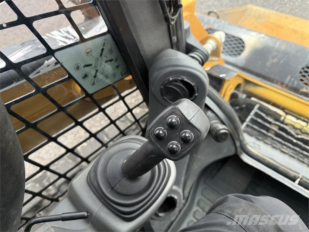CAT 259D Carregadoras de direcção deslizante