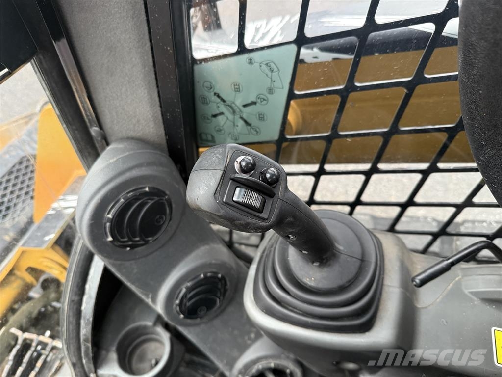 CAT 259D Carregadoras de direcção deslizante