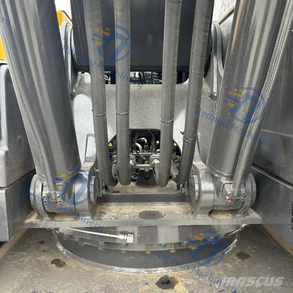Volvo EC210 Roomikekskavaatorid