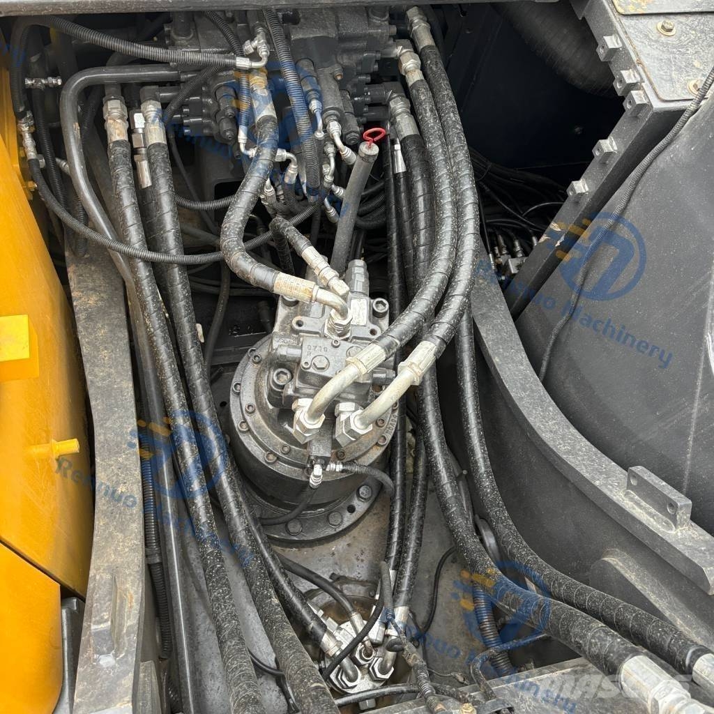 Volvo EC210 Roomikekskavaatorid