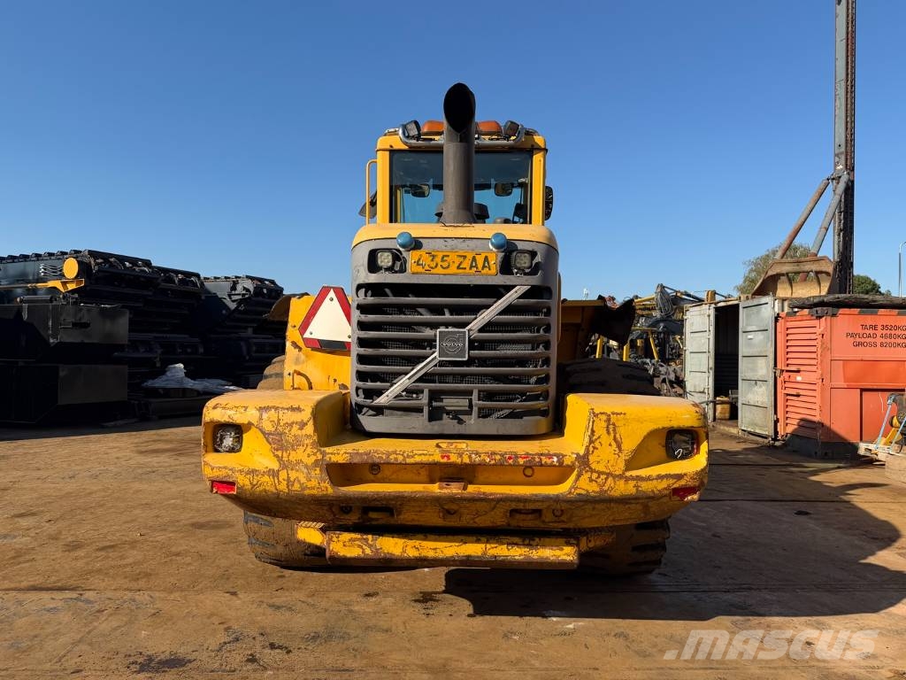 Volvo L 120 E Kolesni nakladalci