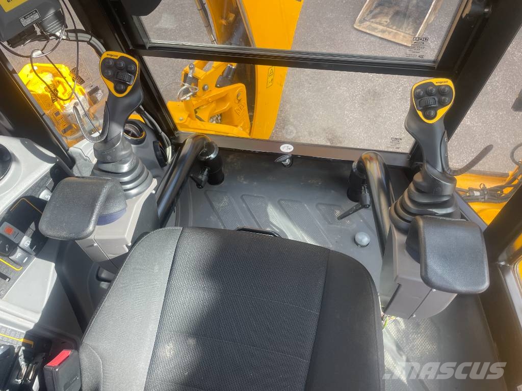 JCB 3CX Compact Tractopelle