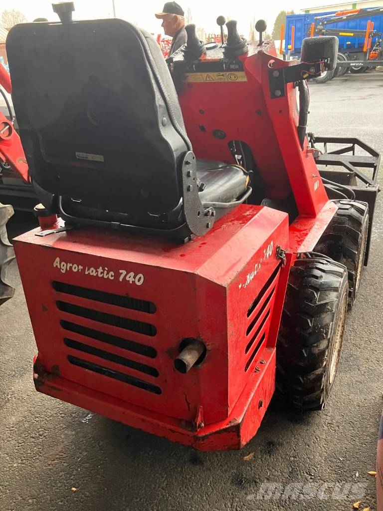 Agromatic 740 DSL معدات مناولة لأغراض الزراعة