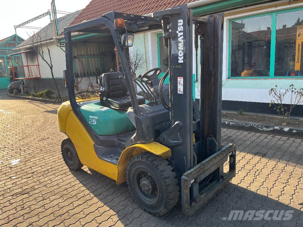 Komatsu FG25T-16 NXT V-4238 IO LPG'li forkliftler