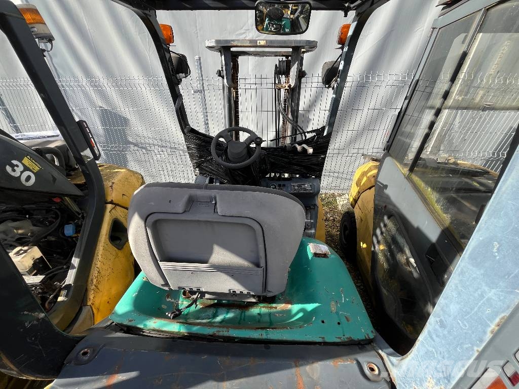 Komatsu FG25T-16 NXT V-4238 IO LPG'li forkliftler