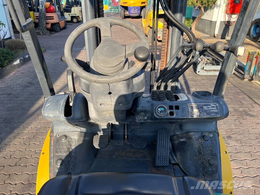 Komatsu FG25T-16 NXT V-4238 IO LPG'li forkliftler