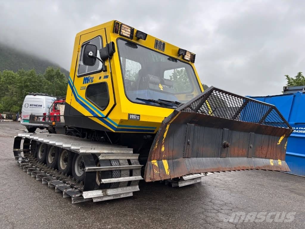 m-trac 2200 Pistenraupen
