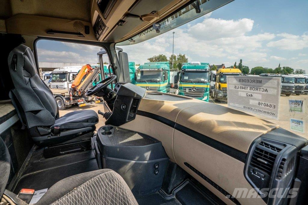 Mercedes-Benz ACTROS 1845 LS Sadulveokid