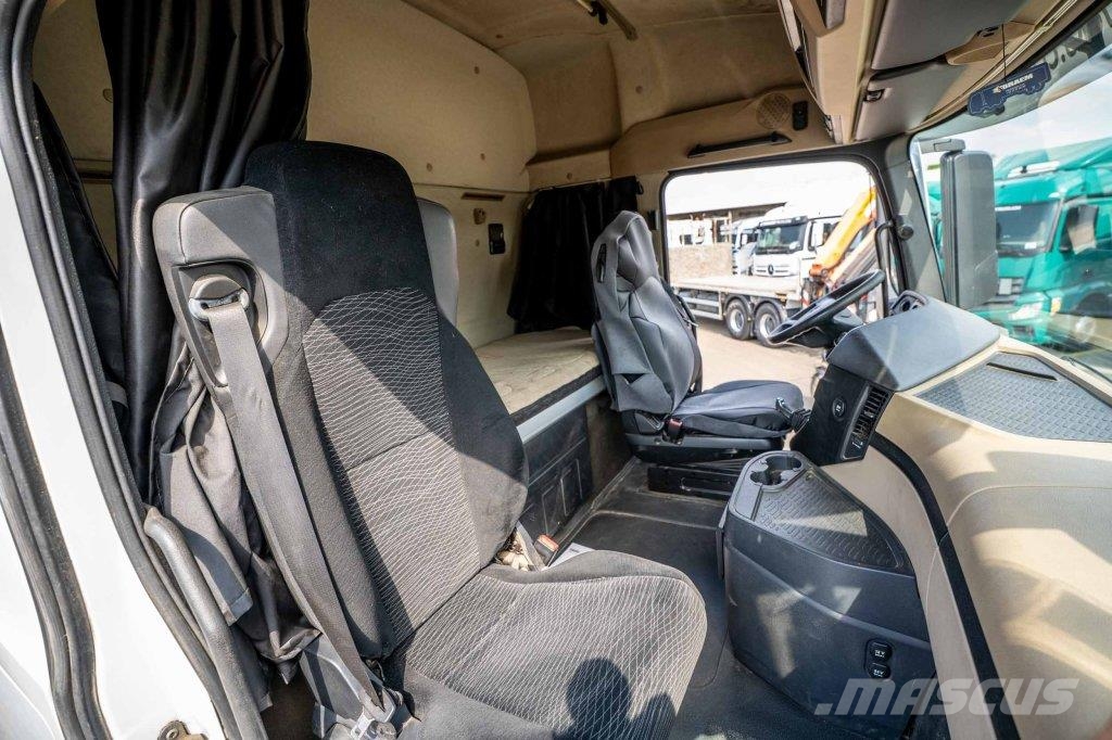 Mercedes-Benz ACTROS 1845 LS Sadulveokid