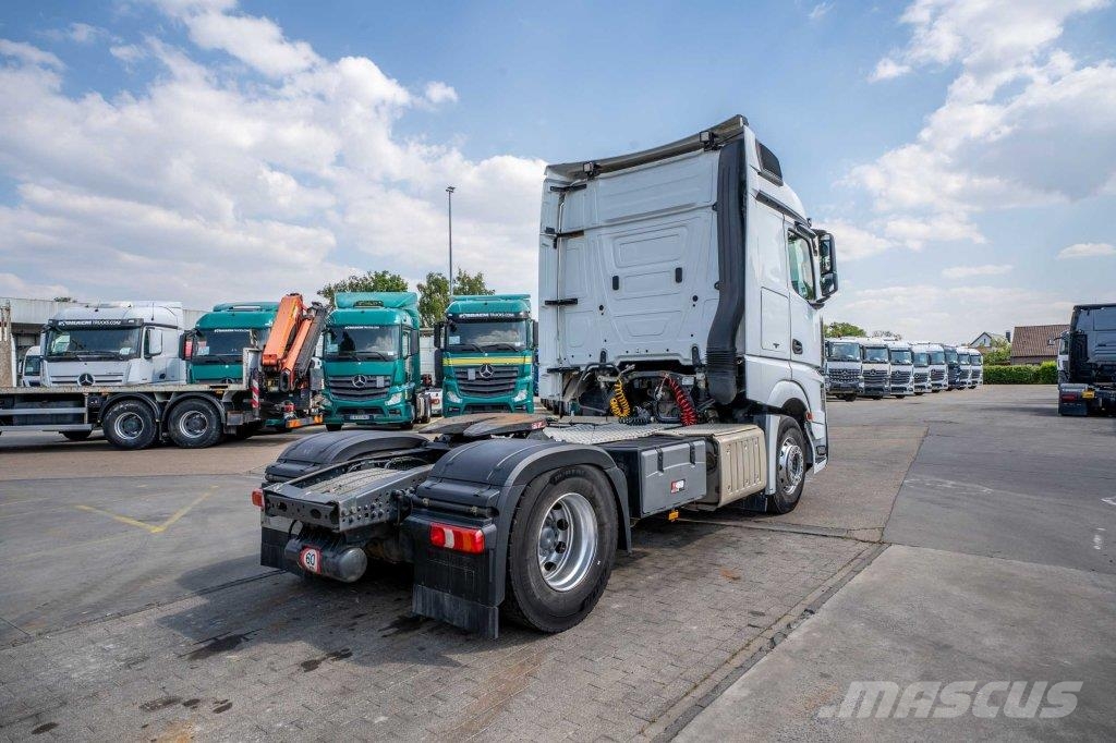 Mercedes-Benz ACTROS 1845 LS Sadulveokid