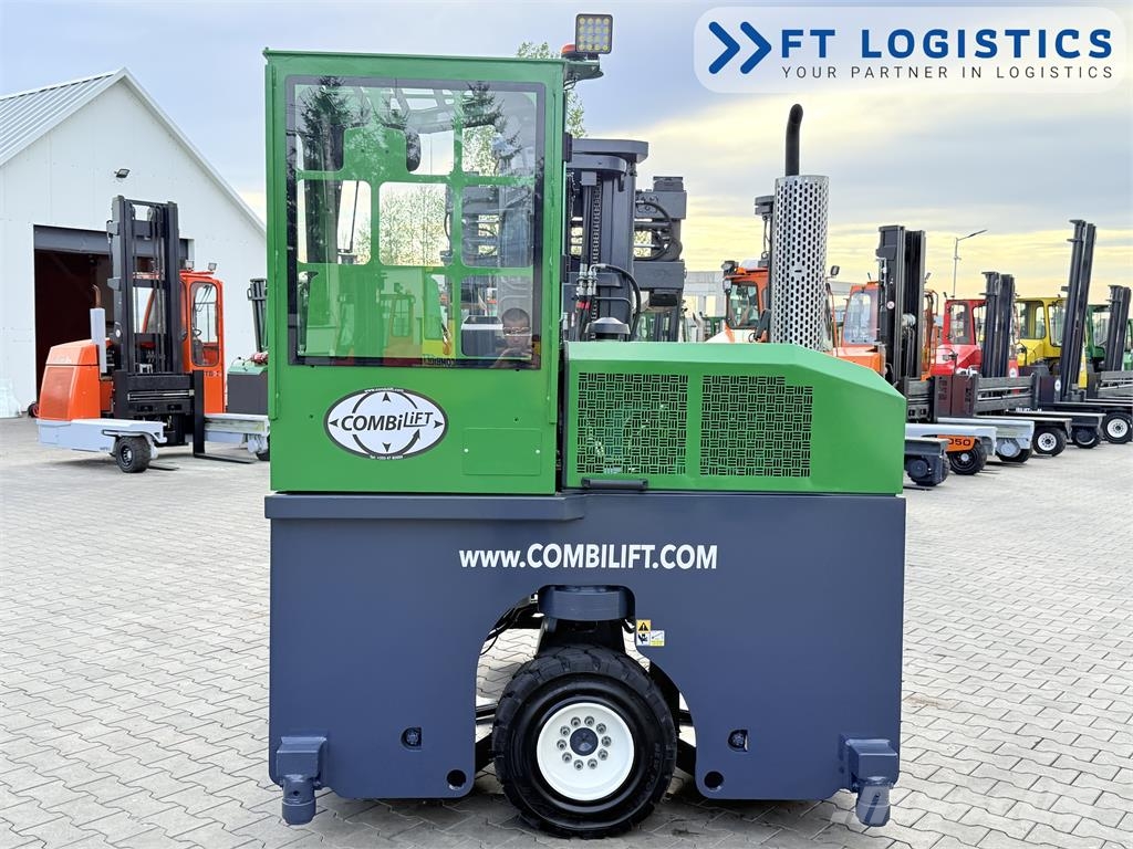 Combilift C3000 / DIESEL / TRIPLEX 5600MM / FREE-LIFT / FORK Four-way truck